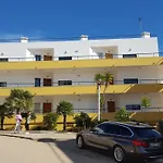 Meia * Lagos